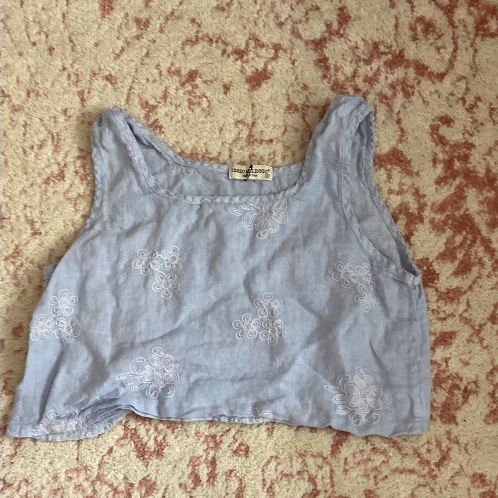 🩵🌊 Light blue embroidered crop top 🌊🩵
